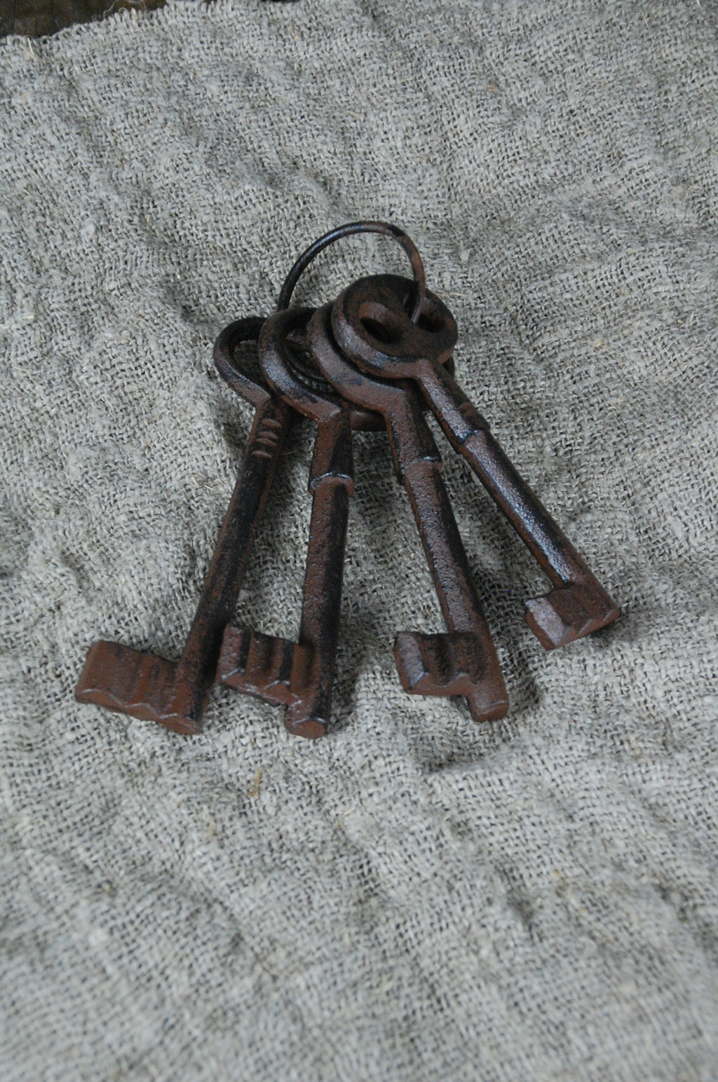 Sleutelbos met 4 Sleutels (decoratief)