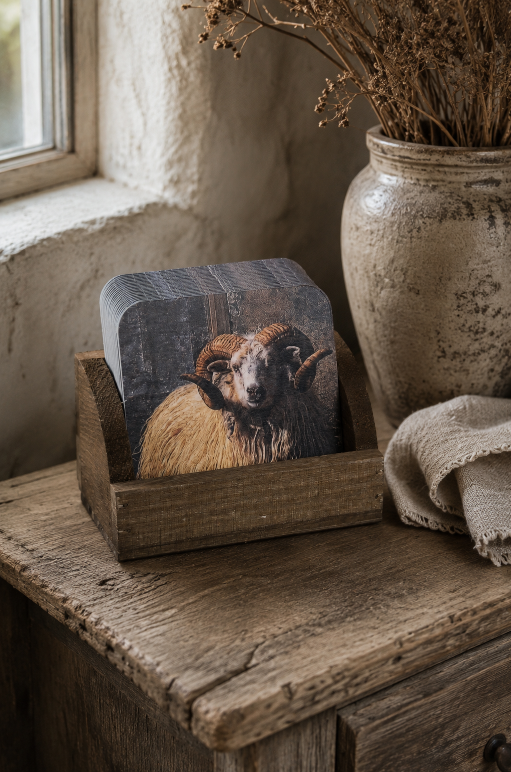 Felt coasters (sheep) in wooden holder