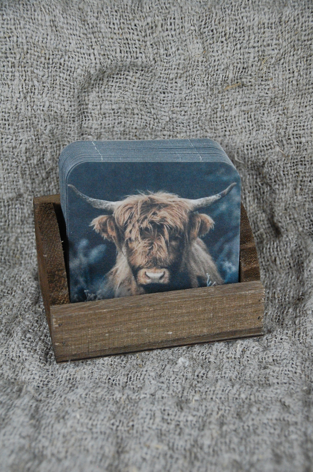 Felt coasters (Highland cow) in wooden holder